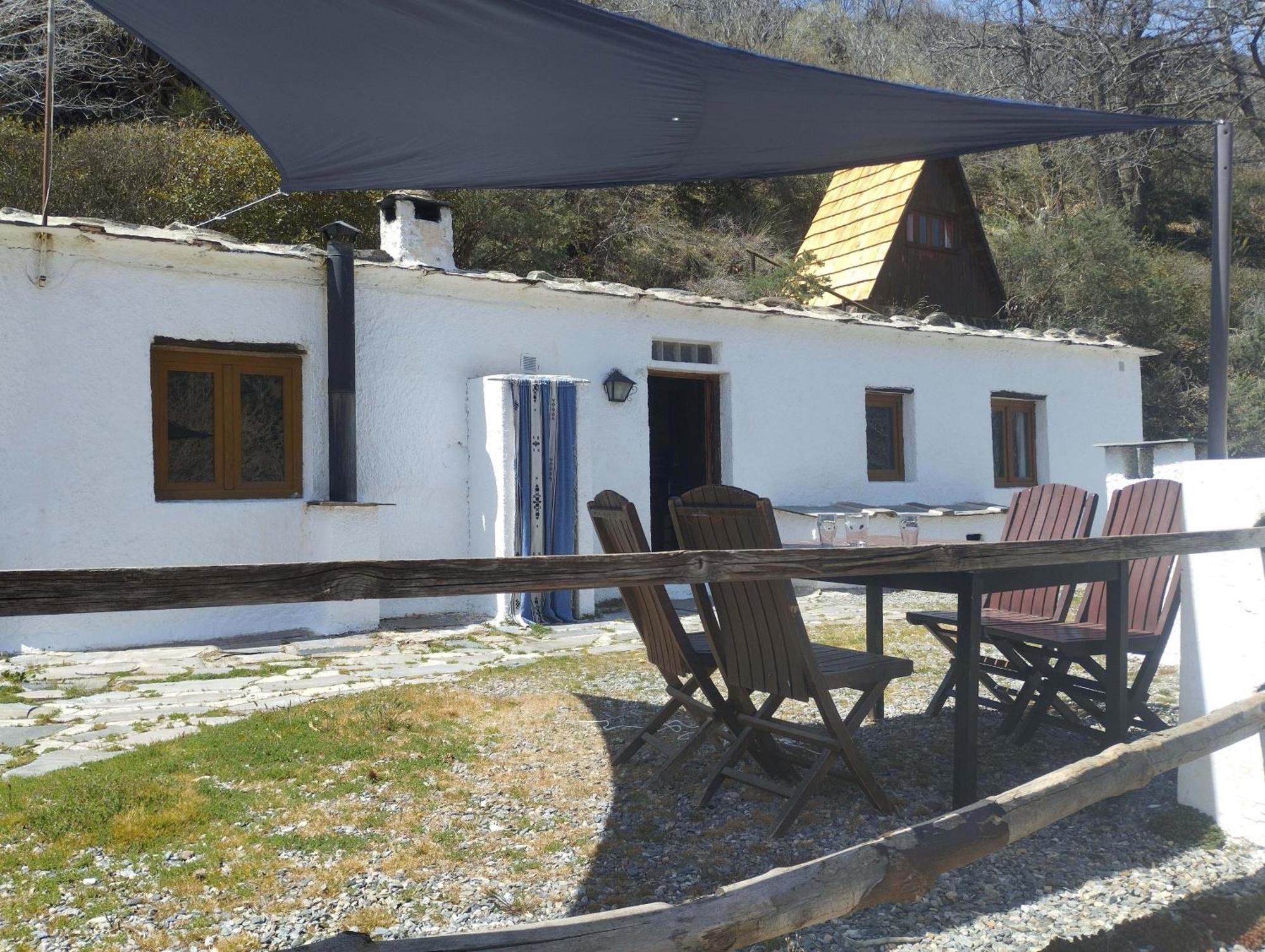 Camping Trevelez Exterior photo